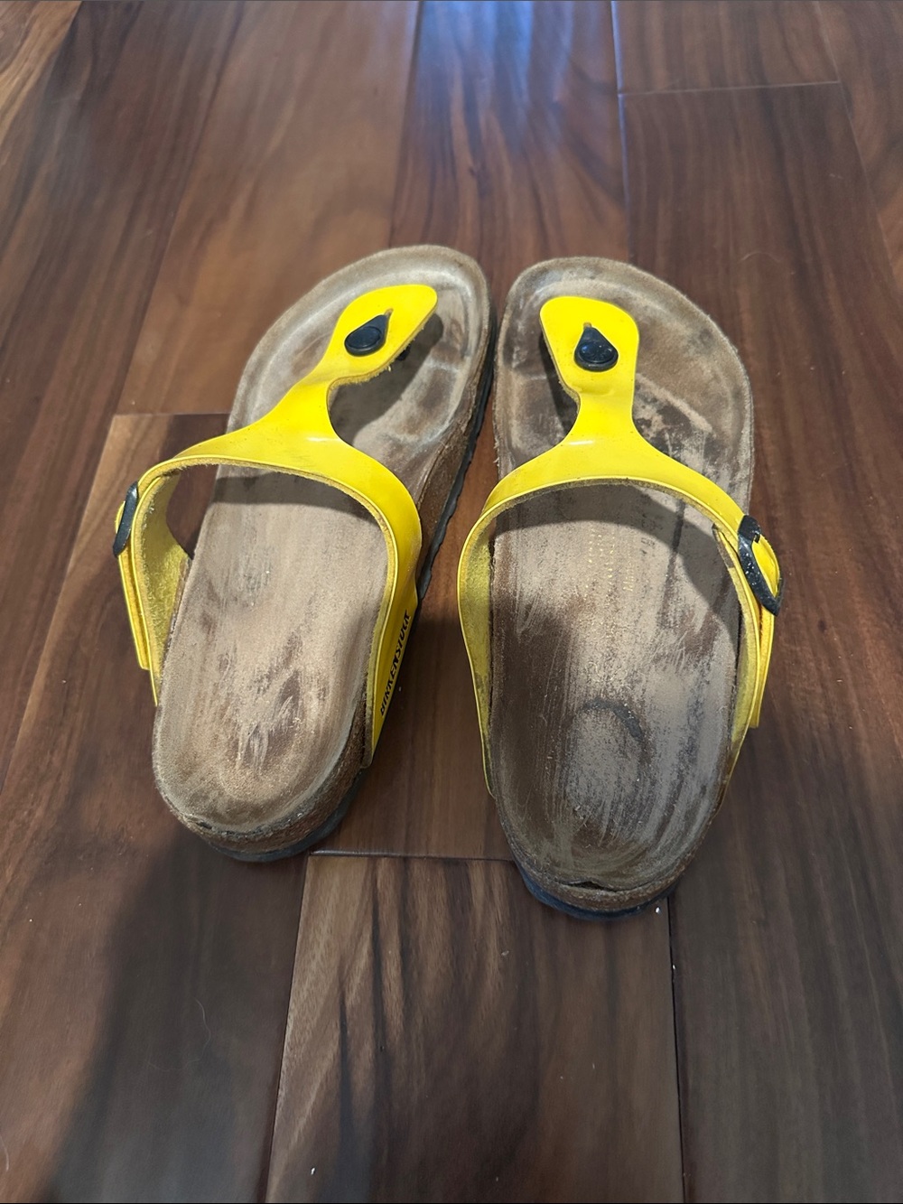 Patent Yellow Women’s Birkenstock Thong Sandals Size 39